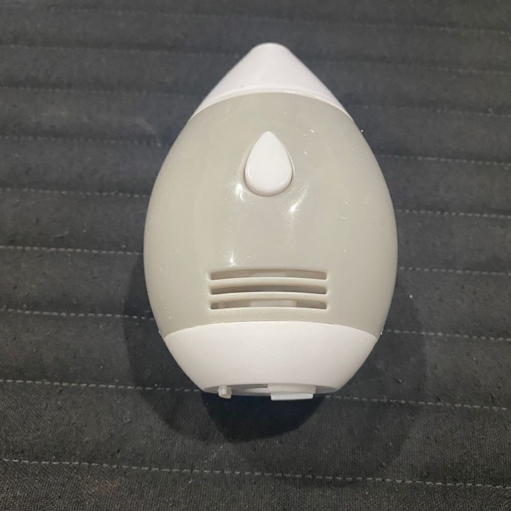 Personal AAA Battery Operated Portable Aroma Diffuser - Picture 3 of 6